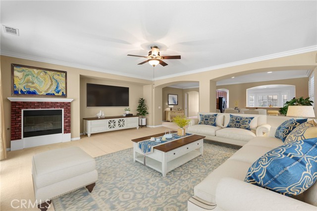 Detail Gallery Image 12 of 38 For 6409 Vienna Pl, Bakersfield,  CA 93306 - 2 Beds | 2 Baths