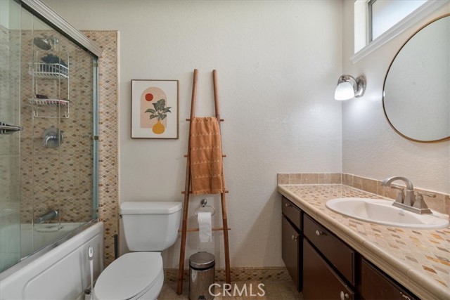 Detail Gallery Image 14 of 17 For 1678 Lawrence Pl, Pomona,  CA 91766 - 3 Beds | 2 Baths