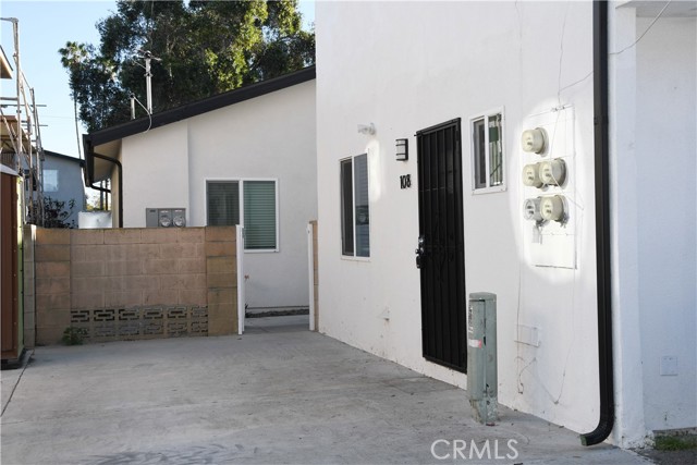 Detail Gallery Image 31 of 38 For 994 Valencia #108,  Costa Mesa,  CA 92626 - 1 Beds | 1 Baths