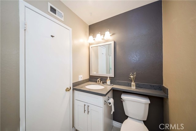 Detail Gallery Image 17 of 25 For 796 W Lambert #157,  La Habra,  CA 90631 - 1 Beds | 1 Baths