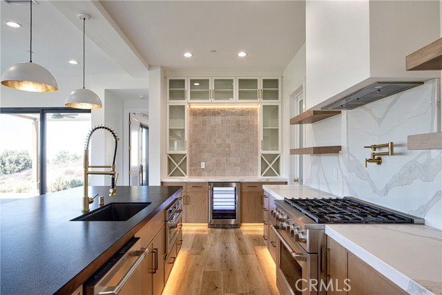 38721 Calle De Toros, Temecula CA: https://media.crmls.org/medias/d116437f-29ab-47ec-8d48-2449e8b6d7f8.jpg