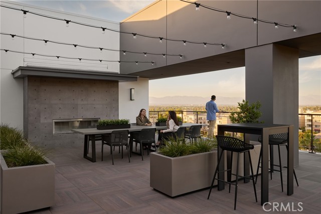 Detail Gallery Image 32 of 59 For 21010 Erwin St #855,  Woodland Hills,  CA 91367 - 1 Beds | 1 Baths