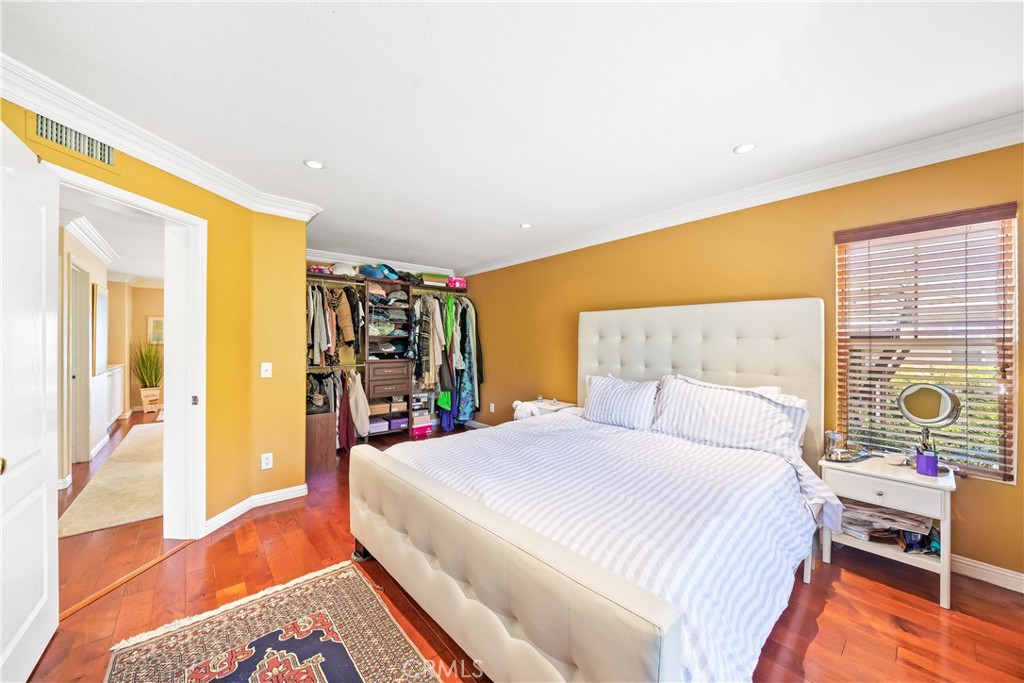 D11700c7 844d 4d8b A6cf C4544faf3b30