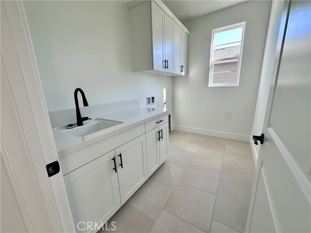 Detail Gallery Image 15 of 15 For 250 Memphis Belle Way, San Luis Obispo,  CA 93401 - 3 Beds | 2/1 Baths