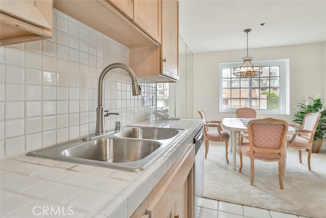 Detail Gallery Image 18 of 40 For 1731 Barry Ave #201,  Los Angeles,  CA 90025 - 2 Beds | 2 Baths