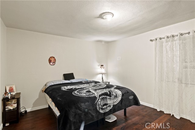 Detail Gallery Image 12 of 17 For 1227 S Garnsey St, Santa Ana,  CA 92707 - 3 Beds | 2 Baths