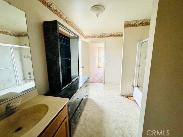 Detail Gallery Image 17 of 32 For 3910 Twilight Ave, Merced,  CA 95348 - 4 Beds | 4 Baths