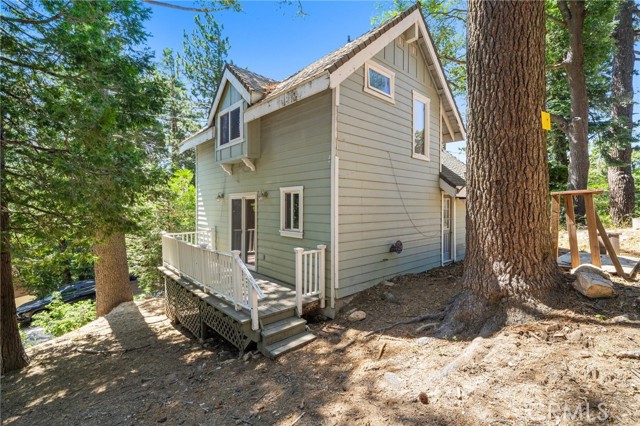 Detail Gallery Image 26 of 28 For 746 W Victoria Ct, Lake Arrowhead,  CA 92352 - 2 Beds | 2 Baths