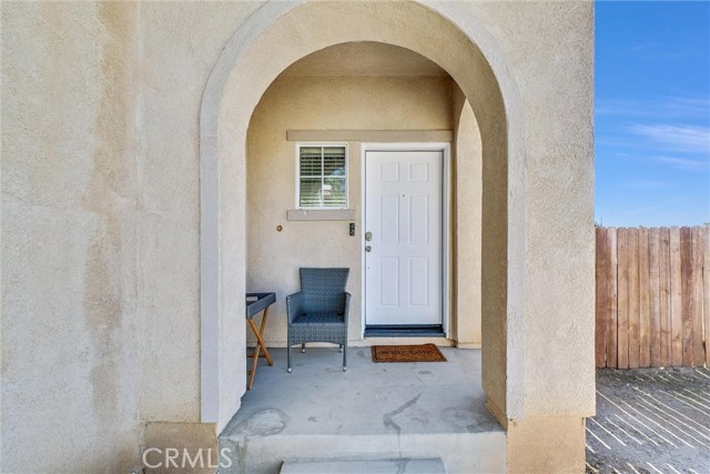 Detail Gallery Image 4 of 41 For 13165 Vista Del Sol, Victorville,  CA 92394 - 3 Beds | 2/1 Baths