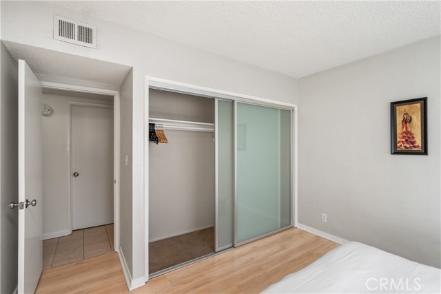 Detail Gallery Image 13 of 21 For 6133 Whitsett Ave #17,  North Hollywood,  CA 91606 - 3 Beds | 2 Baths