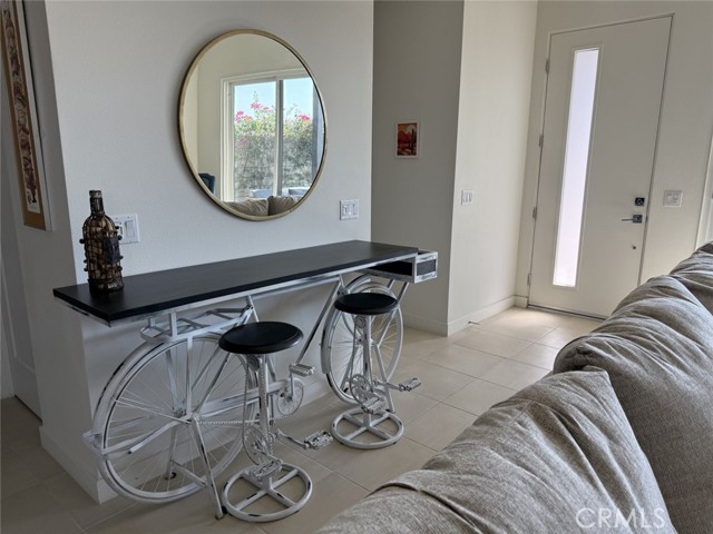 Detail Gallery Image 10 of 33 For 3345 Ambassador Dr, Palm Springs,  CA 92262 - 3 Beds | 2/1 Baths