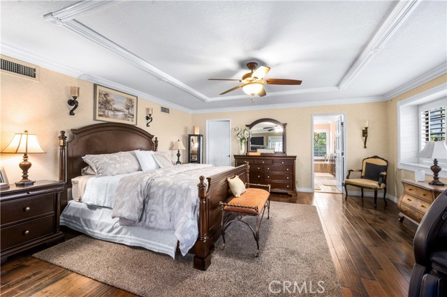 2565 Cliff Rd, Upland CA: https://media.crmls.org/medias/d11d69ed-cc32-4ce9-96ef-59da932155de.jpg