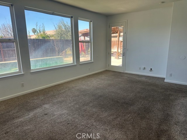 Detail Gallery Image 23 of 27 For 423 Pisa St, Los Banos,  CA 93635 - 4 Beds | 3 Baths