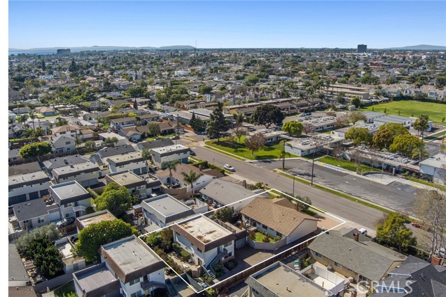 Detail Gallery Image 38 of 41 For 2048 Garden Ln, Costa Mesa,  CA 92627 - – Beds | – Baths