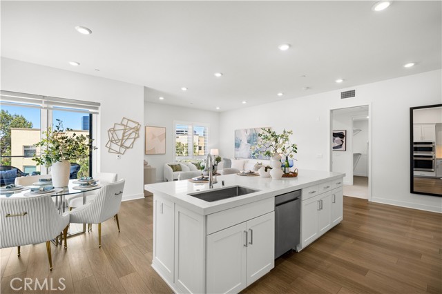 Detail Gallery Image 7 of 38 For 1301 Rivington, Irvine,  CA 92612 - 2 Beds | 2/1 Baths