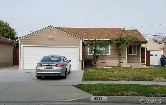 4259 Los Coyotes Diagonal, Lakewood, CA 90713