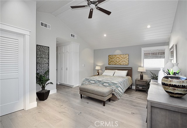 1026 Avenue D, Redondo Beach, California 90277, ,Residential Income,Sold,Avenue D,PV18007736