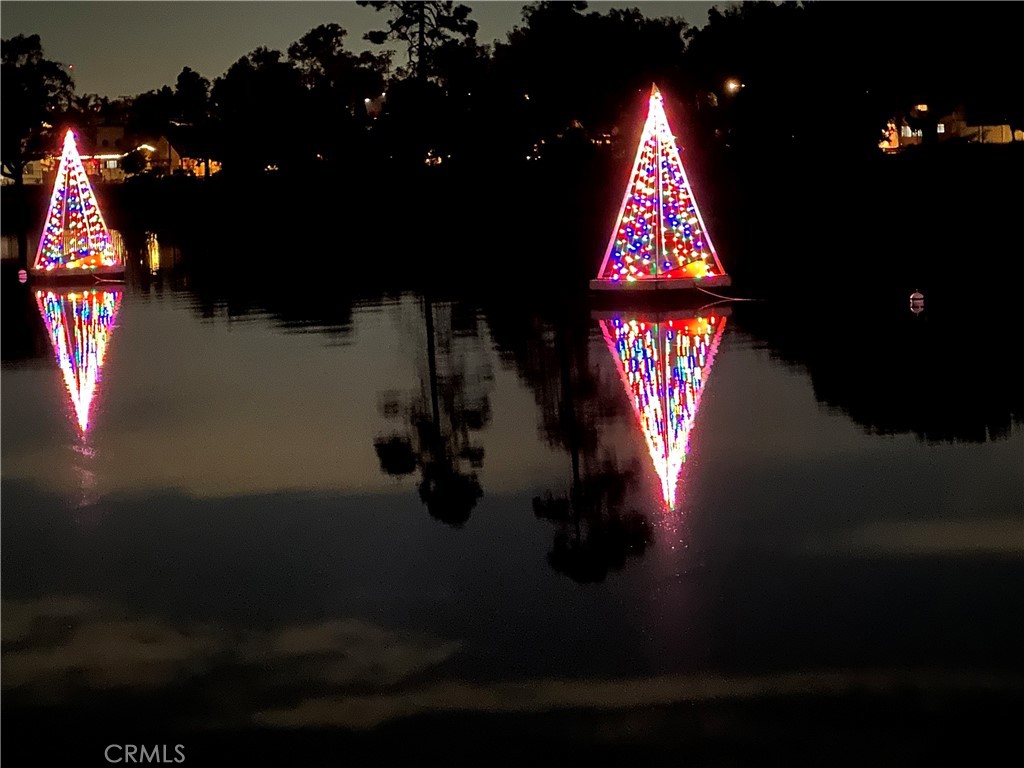 https://media.crmls.org/medias/d12185e7-684c-49b4-b73d-db512751719b.jpg?preset=X-Large