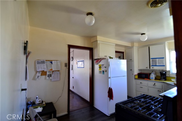 1435 E Rosewood Avenue, Anaheim CA: https://media.crmls.org/medias/d121e750-8501-4c11-b471-ecdda091eea7.jpg