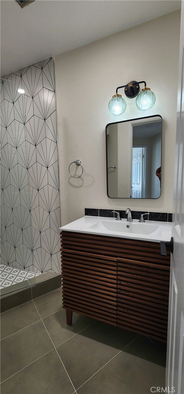 Detail Gallery Image 22 of 57 For 11845 Mayfield Ave #303,  Los Angeles,  CA 90049 - 2 Beds | 2/1 Baths