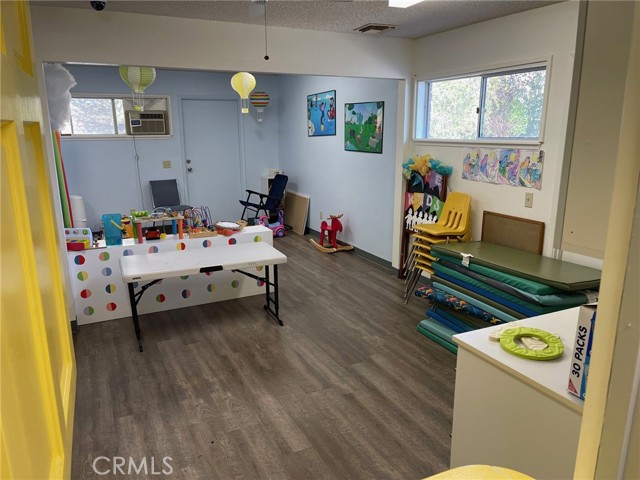 Image 36 of 45 For 731 Stage Coach Lane