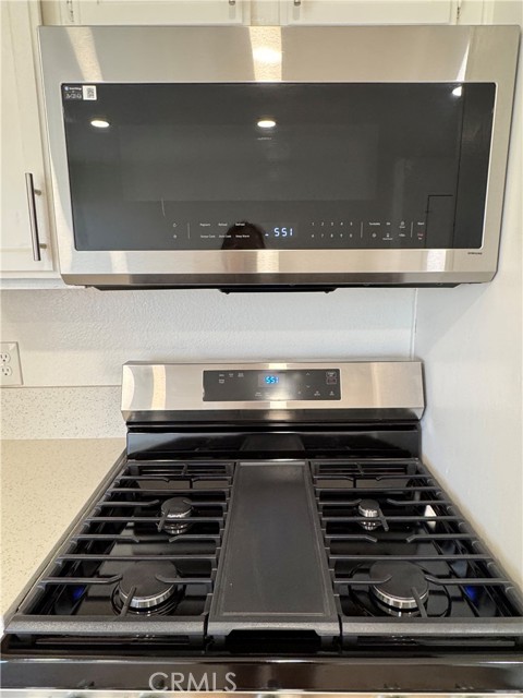 Detail Gallery Image 10 of 22 For 1365 #2049 Crafton, Mentone,  CA 92359 - 3 Beds | 2 Baths