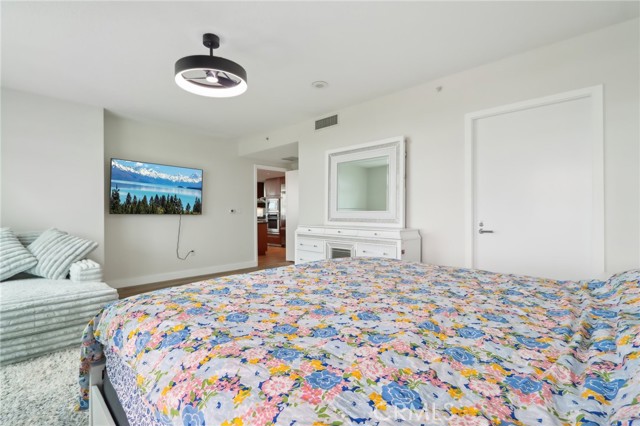 Detail Gallery Image 27 of 48 For 3131 Michelson Dr #1504,  Irvine,  CA 92612 - 2 Beds | 2/1 Baths