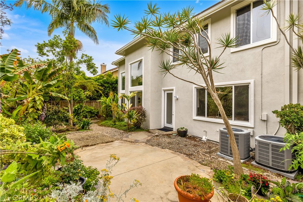 MLS #OC25095542 img 37