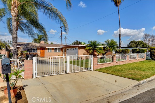 Detail Gallery Image 1 of 1 For 13863 Muroc St, La Mirada,  CA 90638 - 3 Beds | 2 Baths