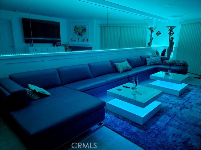 200 Pacific Coast, Huntington Beach CA: https://media.crmls.org/medias/d123d128-995b-4e2a-baa6-2770b1446739.jpg