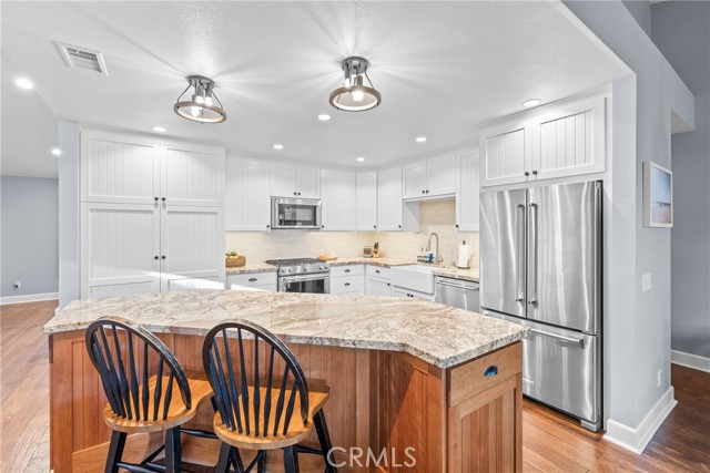 Detail Gallery Image 12 of 41 For 8919 Alta Loma, Rancho Cucamonga,  CA 91701 - 4 Beds | 2 Baths