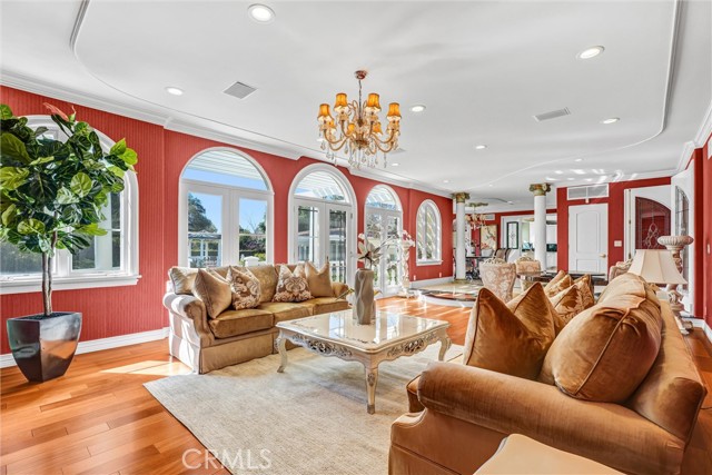 Detail Gallery Image 11 of 56 For 2290 Lombardy, San Marino,  CA 91108 - 5 Beds | 5 Baths