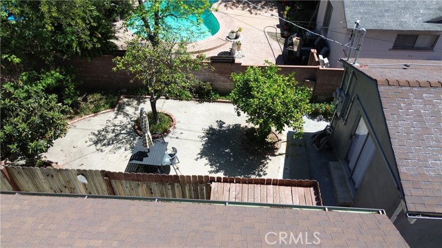 Detail Gallery Image 28 of 60 For 14027 Wyandotte St, Van Nuys,  CA 91405 - 4 Beds | 4 Baths