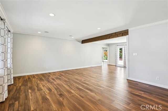 Detail Gallery Image 4 of 51 For 1742 Bonaire, Newport Beach,  CA 92660 - 4 Beds | 3 Baths