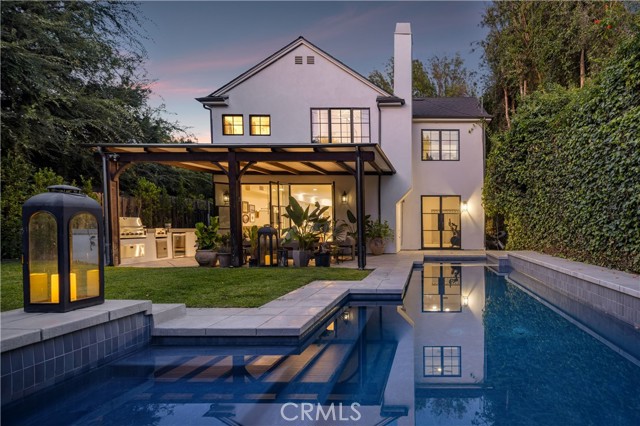 4223 Gentry AVE
