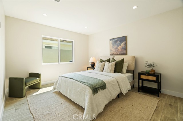 Detail Gallery Image 20 of 29 For 422 Almond Ave, Monrovia,  CA 91016 - 5 Beds | 4 Baths