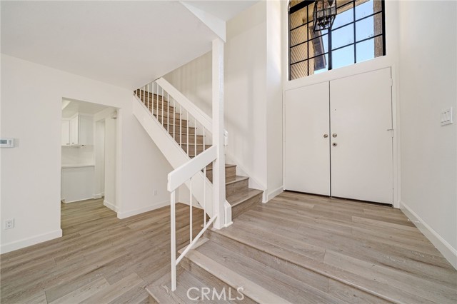 Detail Gallery Image 4 of 33 For 2440 Applewood, Fullerton,  CA 92833 - 3 Beds | 2/1 Baths