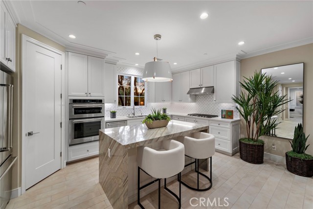 166 Villa Rdg, Irvine CA: https://media.crmls.org/medias/d126e355-d0c0-4116-8571-33c15ceef04b.jpg