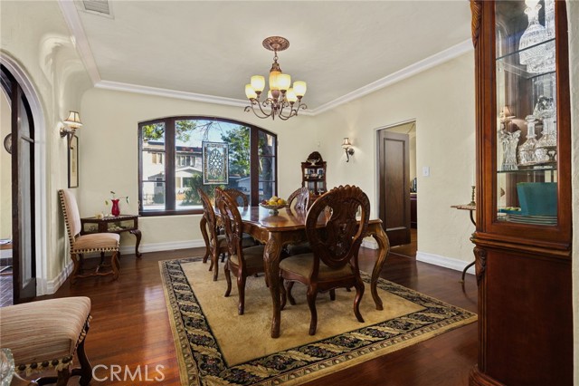 Detail Gallery Image 15 of 53 For 4202 University, Riverside,  CA 92501 - 4 Beds | 3 Baths