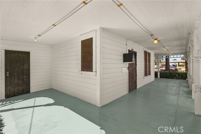 591 W 9th, San Bernardino CA: https://media.crmls.org/medias/d1291f91-6f80-4518-9dd4-ceefc2cfa992.jpg