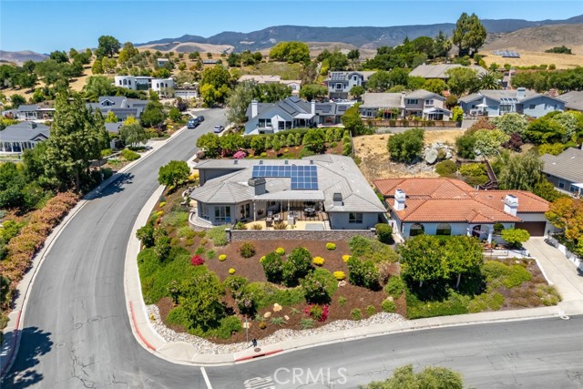 940 Pasatiempo Drive, San Luis Obispo CA: https://media.crmls.org/medias/d129806d-af12-494e-b9cb-f9ad7a972b95.jpg