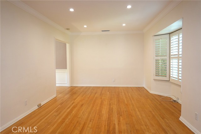 Detail Gallery Image 5 of 23 For 4828 Norwich Ave, Sherman Oaks,  CA 91403 - 2 Beds | 1 Baths