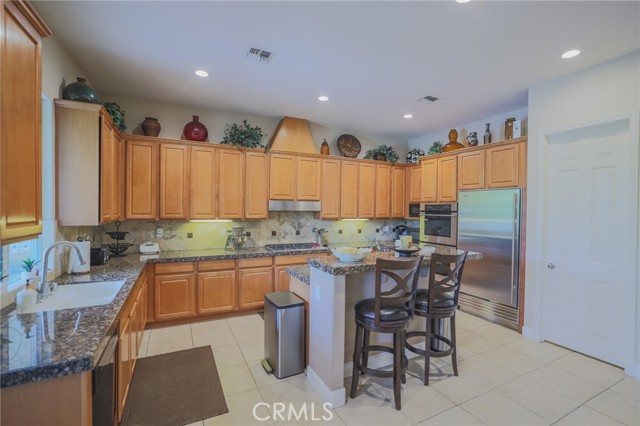 Detail Gallery Image 12 of 41 For 17 Bellisimo Ct, Rancho Mirage,  CA 92270 - 5 Beds | 3/1 Baths