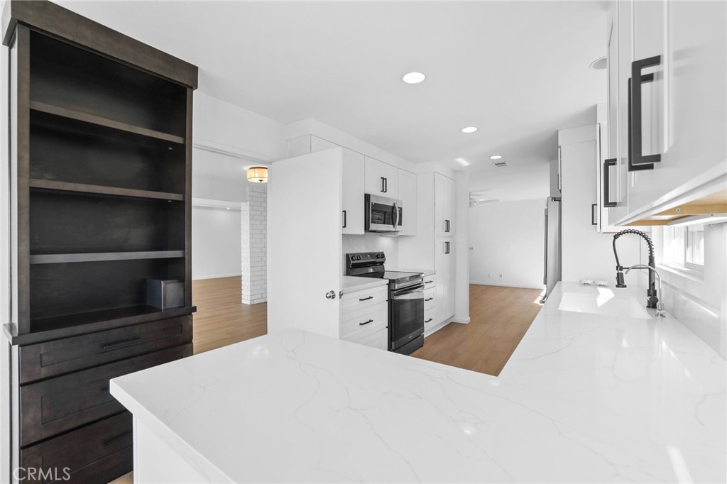 MLS #NP25258760 image #16