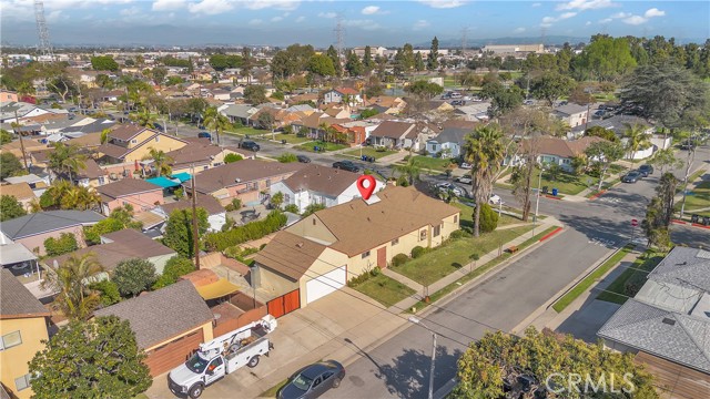 Detail Gallery Image 6 of 50 For 9415 Annetta, South Gate,  CA 90280 - 3 Beds | 3 Baths
