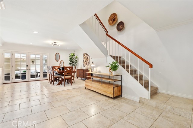14 Black Oak, Irvine CA: https://media.crmls.org/medias/d12bf488-77b1-4896-95e3-ab018ef37fdd.jpg