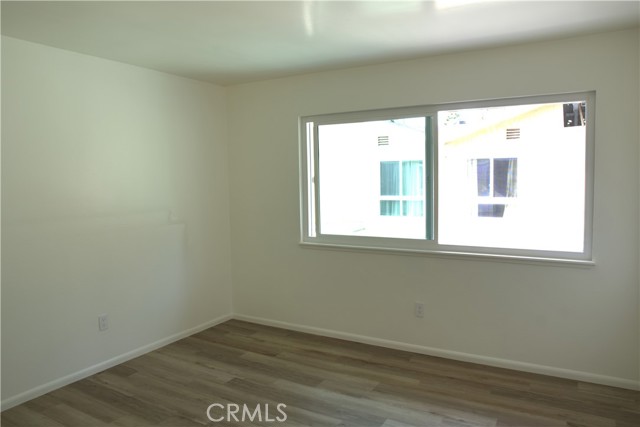 Detail Gallery Image 11 of 18 For 13422 Village #1/4,  Cerritos,  CA 90703 - 2 Beds | 1/1 Baths