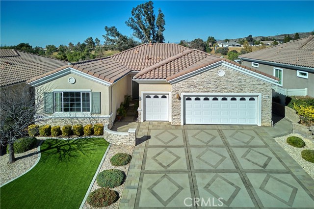 Detail Gallery Image 1 of 65 For 1665 S Forest Oaks Dr, Beaumont,  CA 92223 - 2 Beds | 2/1 Baths