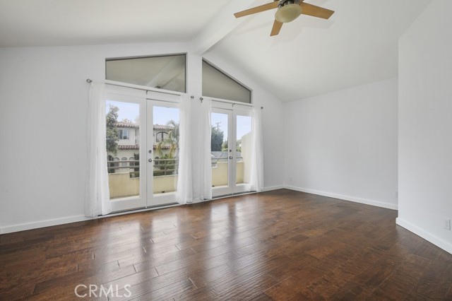 Detail Gallery Image 21 of 40 For 1702 N Meadows Ave, Manhattan Beach,  CA 90266 - 3 Beds | 2/1 Baths