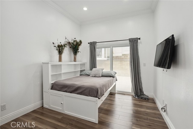 5254 Don Pio Drive, Woodland Hills CA: https://media.crmls.org/medias/d12c9f73-dc6a-4dfd-8cec-4fdec5ffa403.jpg